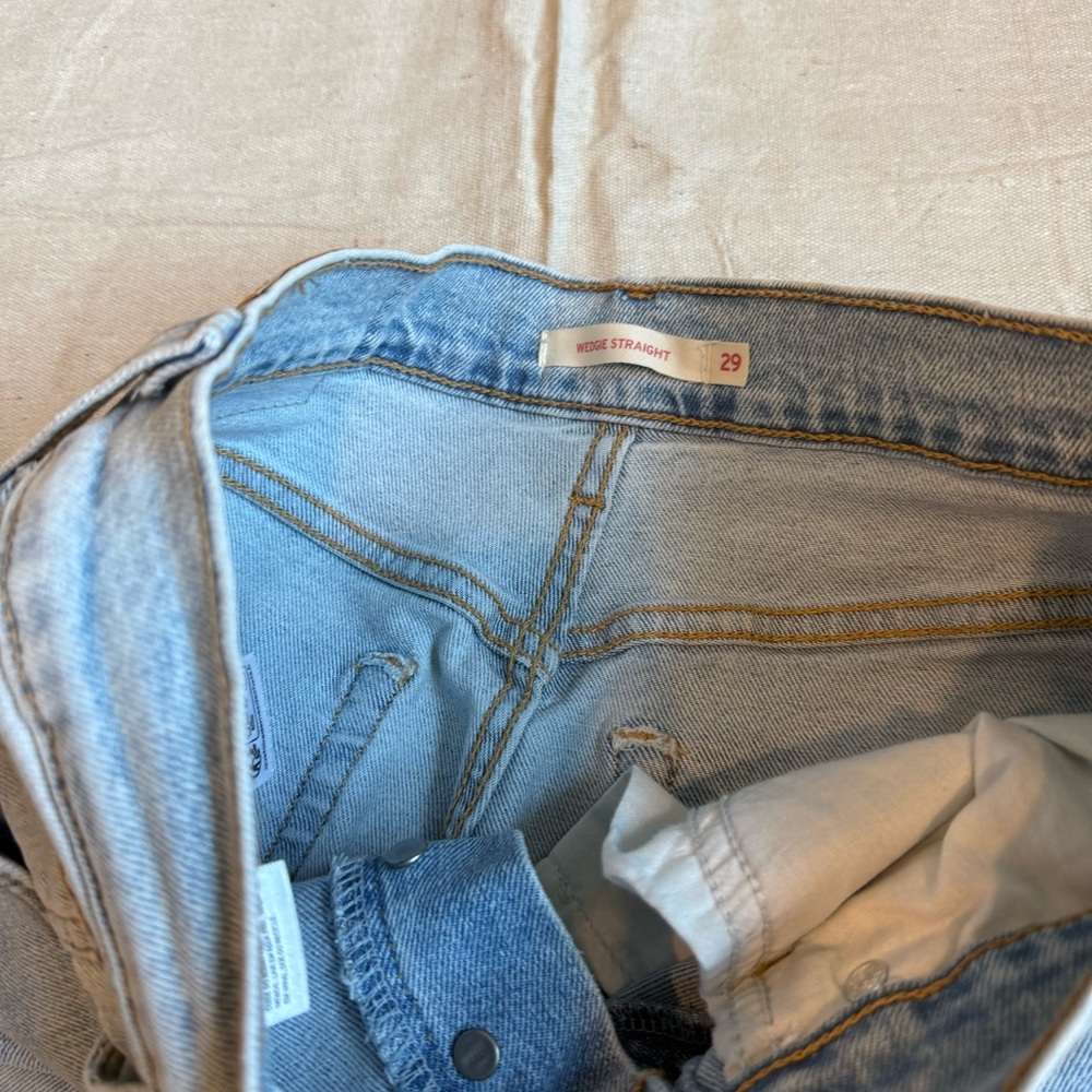Levis 29x26 button fly wedgie straight - Picture 4 of 6